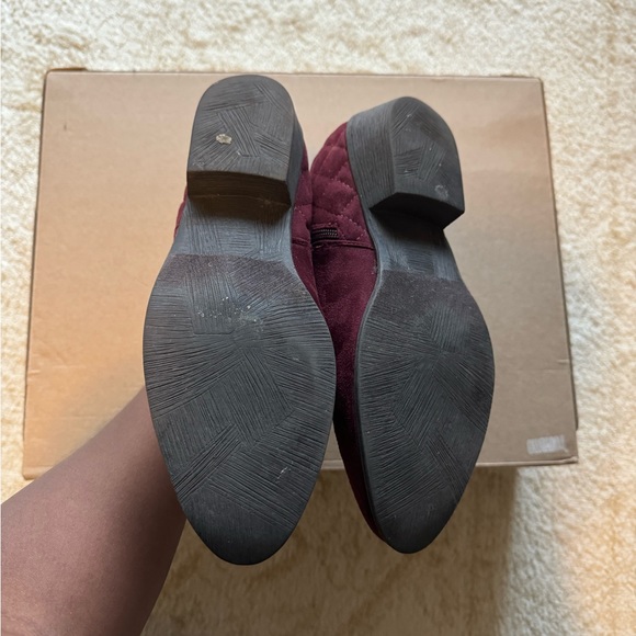 Just fab Red Ankle Suede Booties - Picture 7 of 10